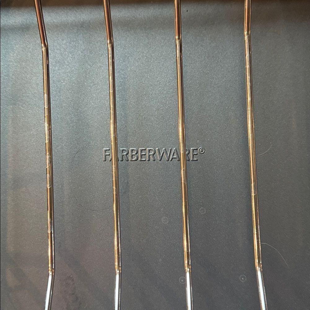 Farberware Roasting Pan with Rack! - Picture 2 of 5